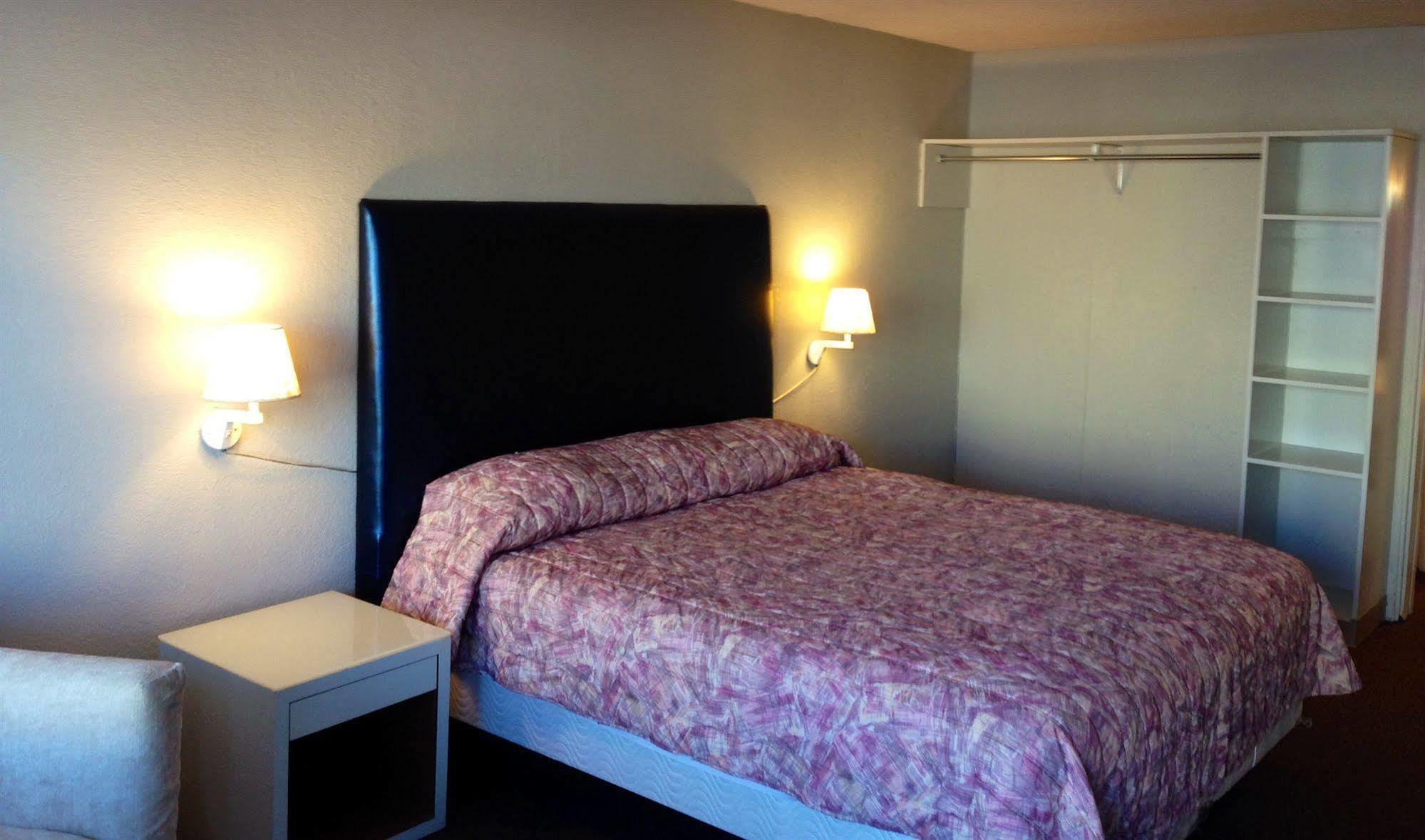 Country Hearth Inn And Suites Падука Екстериор снимка